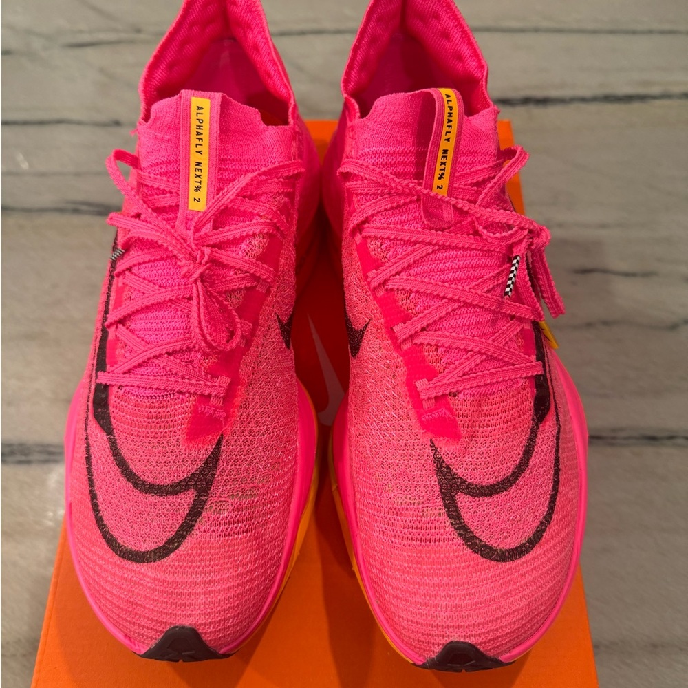 Nike Air Zoom Alphafly NEXT% 2 Hyper Pink Womens  Size 10.5 EUC DN3559-600